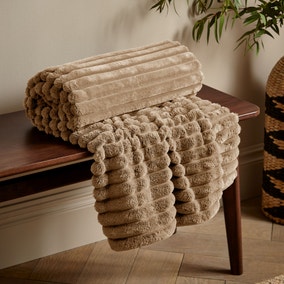 Cosy Ribbed Throw 130cm x 170cm Cosy Ribbed Throw 130cm x 170cm
